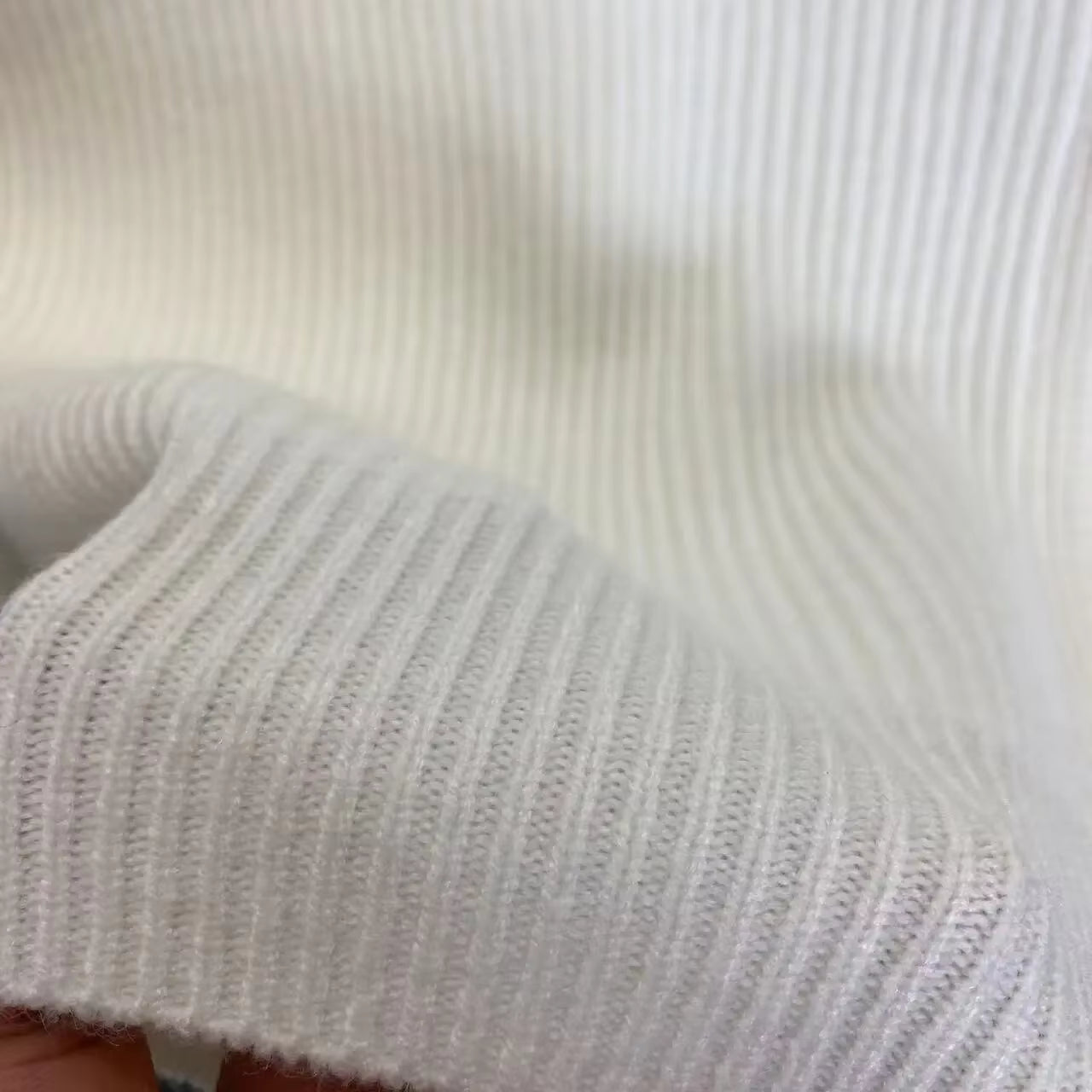 Pullover aus reiner Strickware